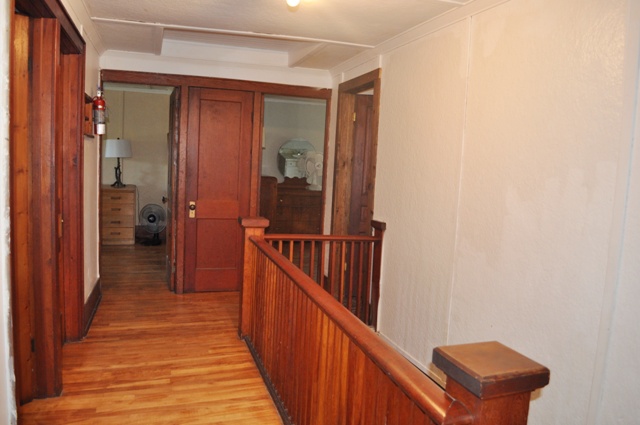 Lodge upstairs hallway